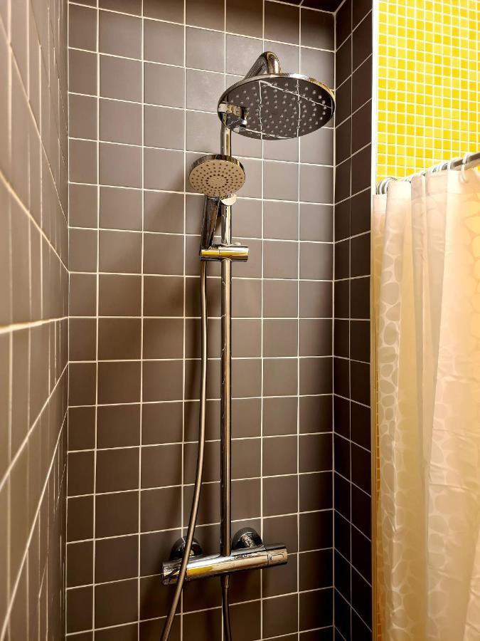 Railway Bed Hostel Kaunas Dış mekan fotoğraf